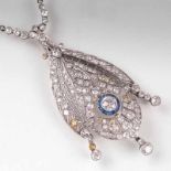 Art Déco Diamant-Collier Um 1925. 18 kt. WG. Durchbrochen gearbeitet in Millegriffesfassung mit