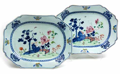 A PAIR OF CHINESE FAMILLE ROSE PLATTERS, QIANLONG, 1736–1795 each rectangular with canted corners