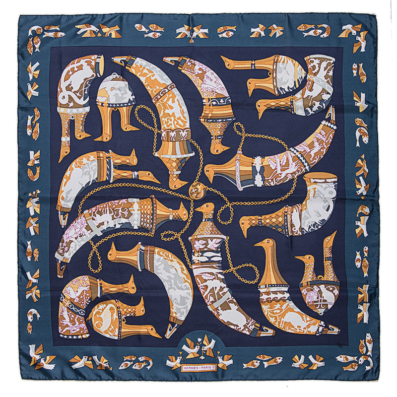 AN HERMES SILK SCARF: RHYTONS artist: Karen Swildens year of issue: 1975 theme: birds and