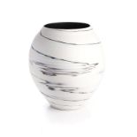 DAVID WALTERS (1950 - ) A CONTEMPORARY PORCELAIN VASE of ovoid form, the white agateware body