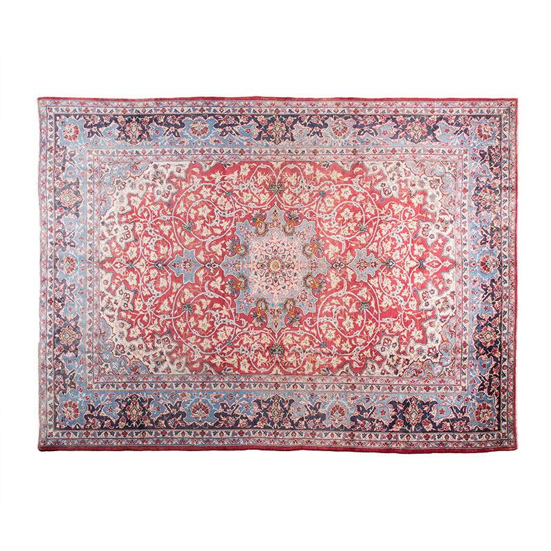 AN ISPAHAN CARPET, PERSIA, MODERN condition: fair 407 by 303cm