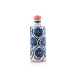 A CHINESE BLUE AND WHITE LOTUS SNUFF BOTTLE