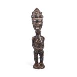 A BAULE CARVED WOODEN FEMALE FIGURE, IVORY COAST, MID 20TH CENTURY