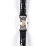 AN ART DECO LADIES WRISTWATCH