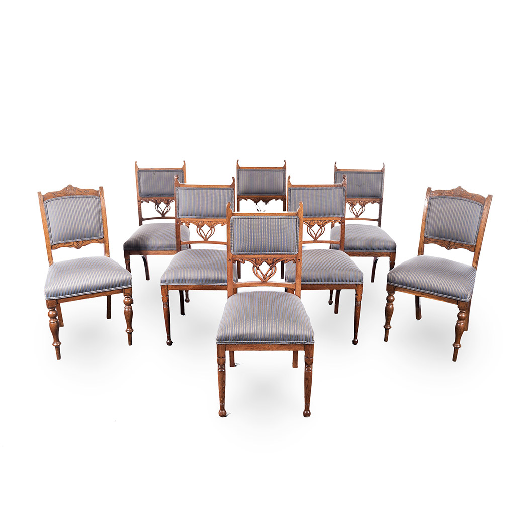 A SET OF SIX MAHOGANY DINING CHAIRS, LATE 19TH/EARLY 20TH CENTURY each plain top and mid-rail