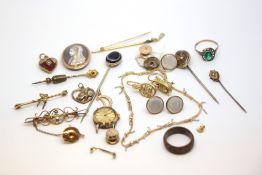 A collection of antique and vintage jewellery, including 18ct and 9ct items, tie pins, brooches