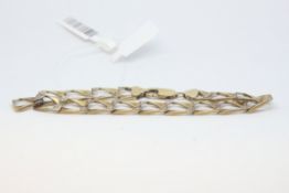 9ct yellow gold curb bracelet, gross weight approximately 14.9 grams
