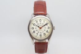 Rare Gentlemen's Rail Road Universal Geneve Chronometer watch, circa 1960s unique rail road dial