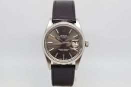 Gentlemen's Rolex Oyster Perpetual Date , circular grey silvered dial with baton hour markers and