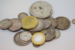 Selection of mixed, mainly silver coins, approximately 524g gross