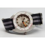 Rare Gentlemen's Stainless steel Doxa Searambler Sub 300T, circa 1960s, Silver dial, date window,