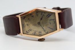 Gentleman's Omega Art Deco Rose Gold Vintage Wristwatch, hexagon aged dial with arabic numeralsand