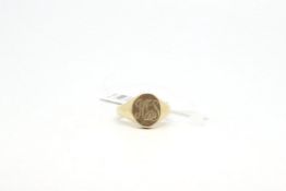 9ct yellow gold signet ring, with a monogram depicting the initials HGS, weighing approximately 8.
