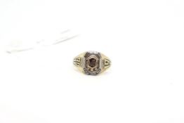 Yellow metal 'Philadelphia Business college' class ring, weighing approximately 4.8g