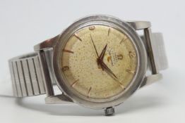 Gentlemen's Oversized Omega Seamaster Vintage Wristwatch, circular aged dial with both gold baton