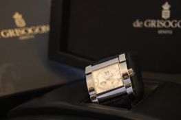 De Grisogono Instrumento Novantatre wristwatch, square silvered dial with subsidiary date and