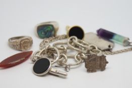 Selection of miscellaneous mainly silver items, including a silver bracelet, a silver Jamie