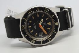 Rare Gentlemen's stainless steel divers watch, circa 1970, black dial with luminous markers and