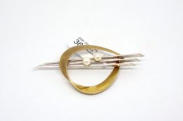 Abstract pearl and gold brooch, two 4.44mm pearls set above three white metal bars, within a