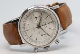 Gentlemen's Avia Vintage Chronograph Wristwatch, circular silver dial with baton hour markers and