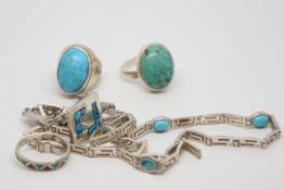 Selection of mainly turquoise set silver jewellery including rings and bracelets, gross weight