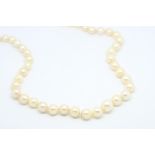 Single row graduated pearl necklace, graduated cultured pearls measuring 3.2 - 8.6mm, strung knotted