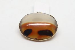 Georgian banded agate brooch, 27x21mm, tested as 9ct
