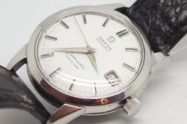 Gentlemen's Omega Seamaster Automatic Calendar Vintage Wristwatch, circular white dial with baton