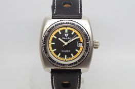 Gentlemen's Nivada Taravana Vintage Divers Wristwatch, circular centre second black dial with date