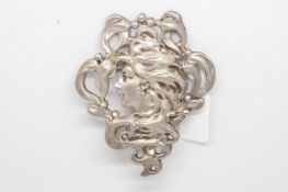 Art Nouveau white metal brooch, measuring approximately 60 x 52mm