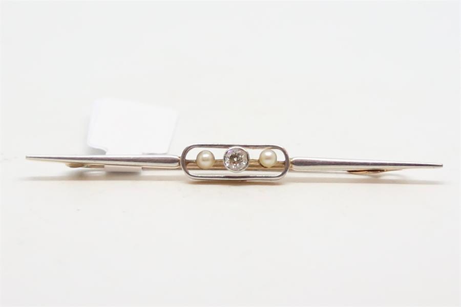 Diamond and pearl bar brooch, central old cut diamond weighing an estimated 0.15ct, with a seed - Image 2 of 2