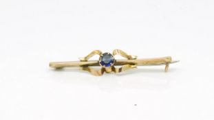 Sapphire bar brooch, in 9ct