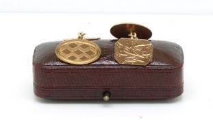 A pair of 9ct early 20th century cufflinks, with period box, monogramed