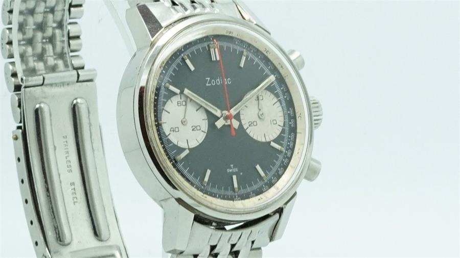 Gentlemen's Zodiac Chrongraph Vintage Valjoux Wristwatch, circular revers panda dial with two - Image 3 of 5