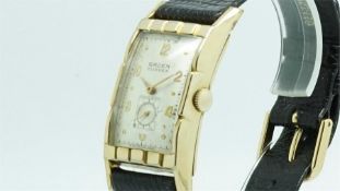 Gentlemen's Gruen Curvex 10ct Gold Filled Vintage Wristwatch, rectangular silver dial with gold