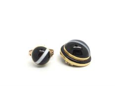 Matching banded agate brooch and ring, large cabochon of black agate with a strip of white, black