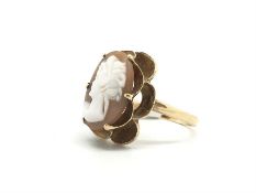 Cameo ring, carved shell cameo, yellow gold, tested as 9ct, ring size N