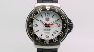 Gentlemen's Tag Heuer Formula 1, circular white dial, chronograph, rotating outer bezel, reference