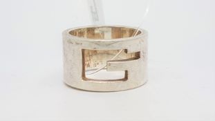 GUCCI - A silver Gucci 'G' ring, signed, ring size O