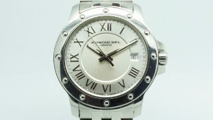 Gentlemen's Raymond Weil, silver dial Roman numerals, stainless steel case and bracelet, ref. 5599