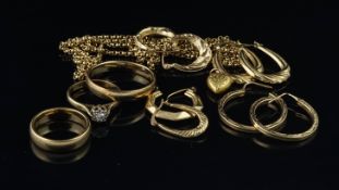 Selection of mainly 9ct gold jewellery including a belcher chain, wedding bands and earrings