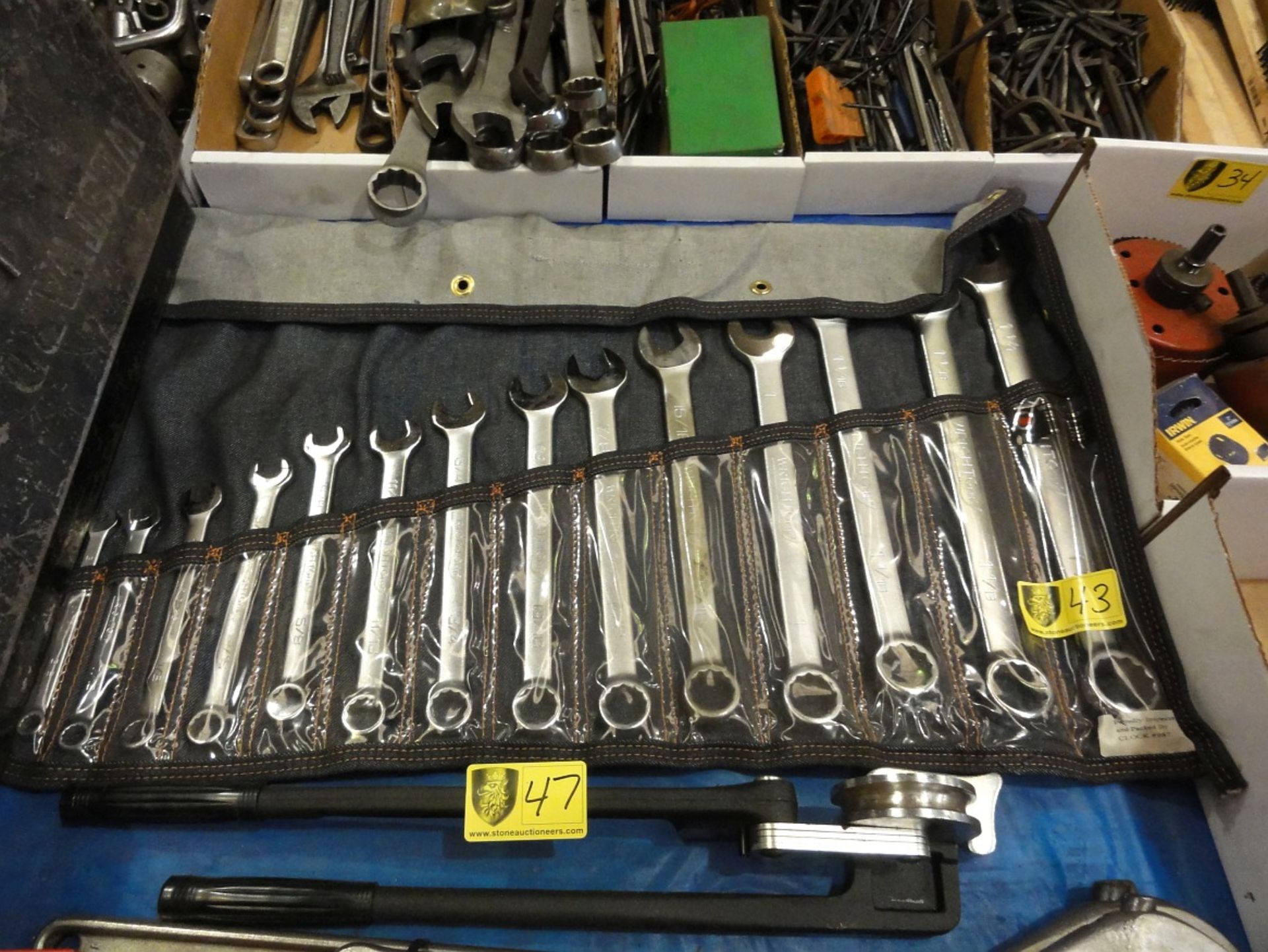 Set of Combination Wrenches, 3/8" - 1 1/4"