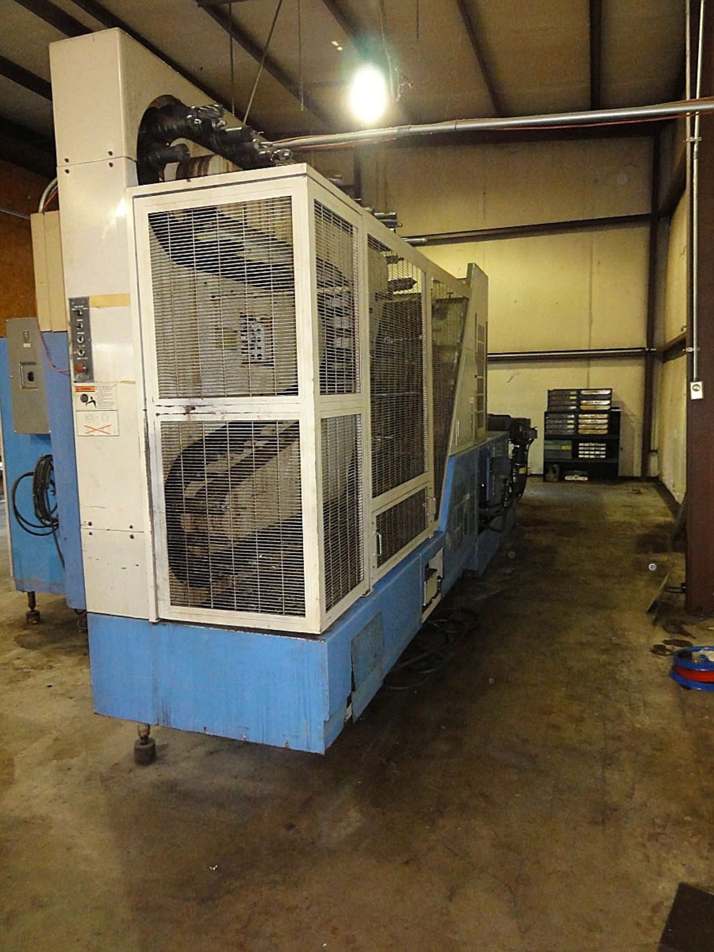 Mazak Mdl H630-APC CNC Horizontal Mill, w/ 6-pallet shuttle, - Image 9 of 11