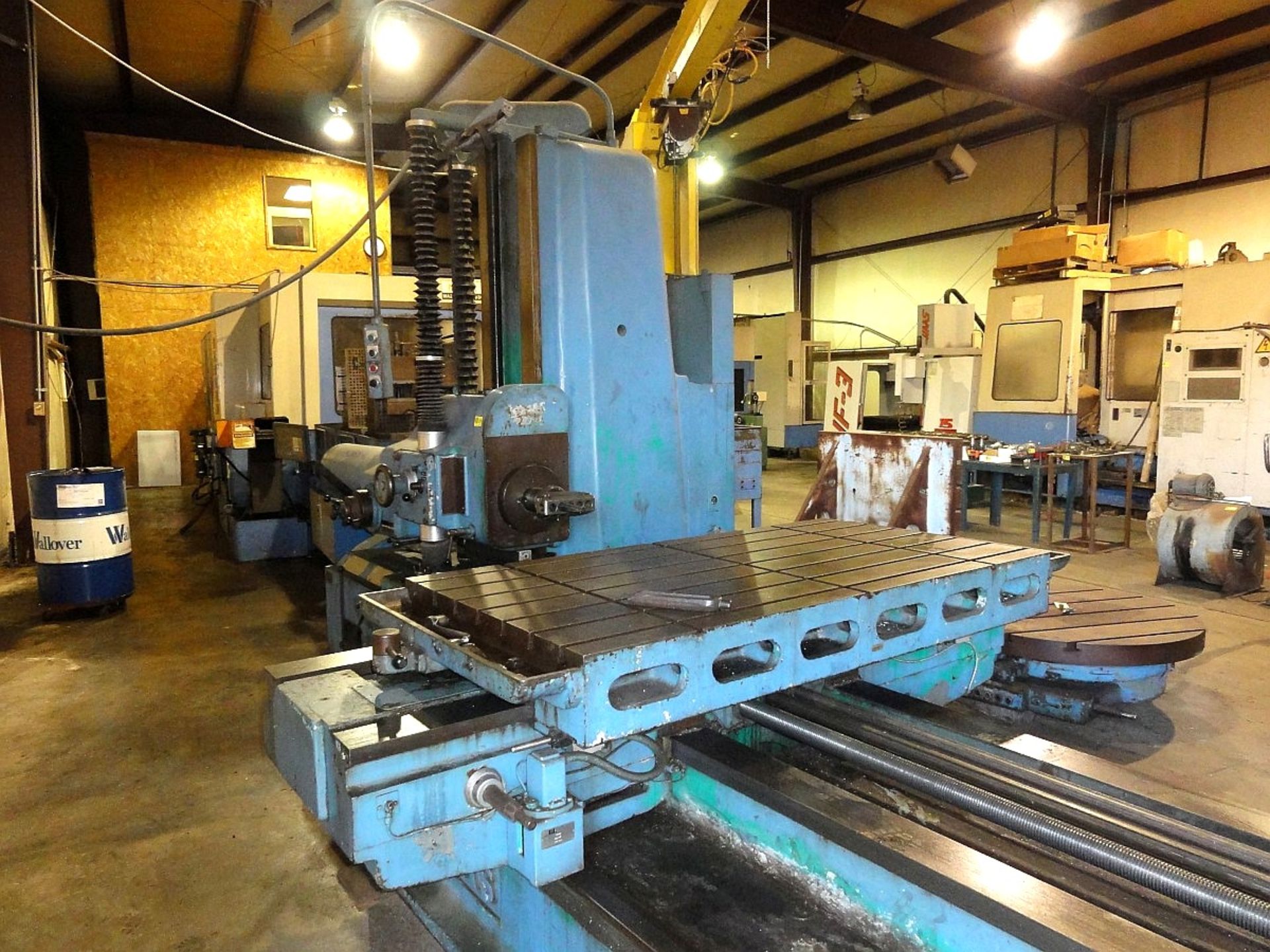 Lucas Horizontal Boring Mill w/ DRO,