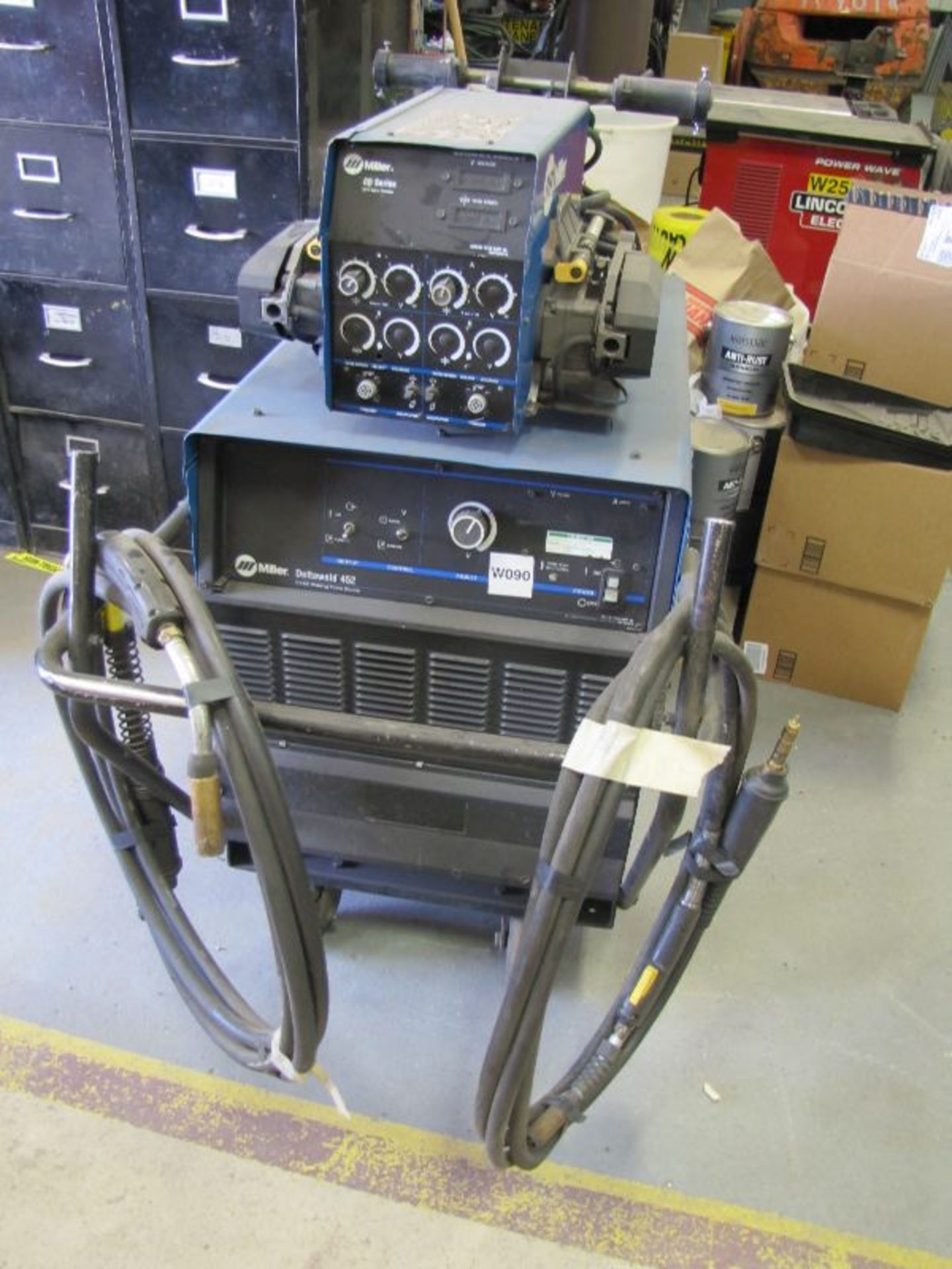 Miller Delta Weld 452, CV-DC Welding Power Source, S/N; LH200157C, Volts; 200/230/460, KW: 21.1,