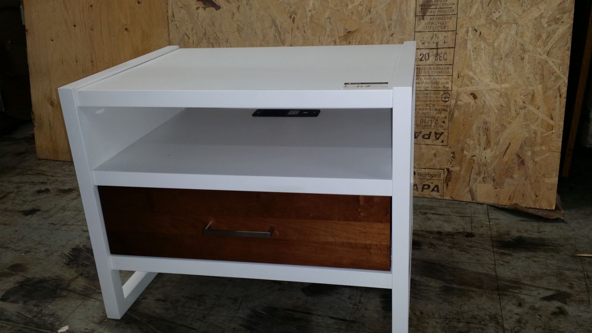 NIGHT TABLE, 1 DRAWER/OPEN (WHITE)