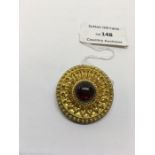 15ct Gold & Garnet brooch