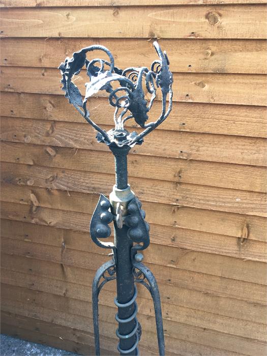 Wrought Iron Victorian Extending Oil Lamp Holder - Image 2 of 2