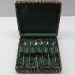 Boxed set of 6 Continental 800 Silver Salt Spoons