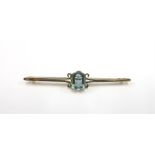9ct gold Blue Stone Bar Brooch weight 3.5 grams